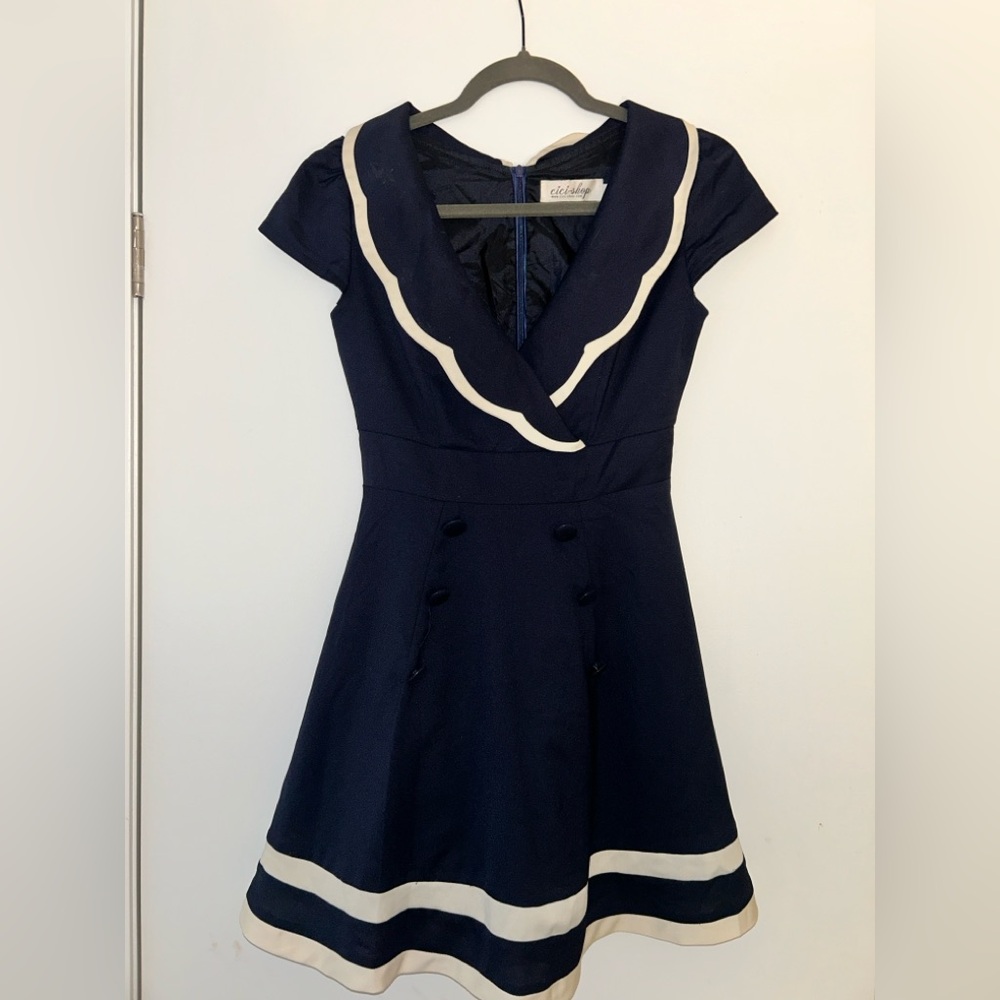 Sailor dress